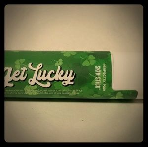 Brand New Perfectly Posh Get Lucky Skin Stick HTF!